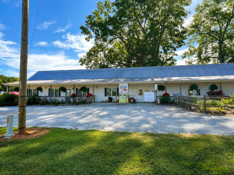 Callaham Orchards Farm Market building at 559 Crawford Rd, Belton, SC